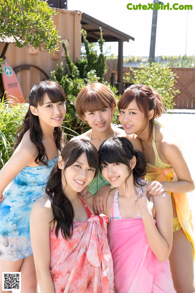 Bikini Girls - Restaurant Star Porn